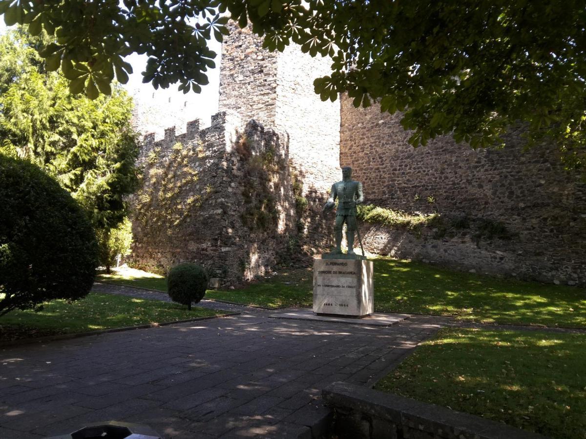 Villa Casa Da Porta De Santo Antonio Bragança Exterior foto