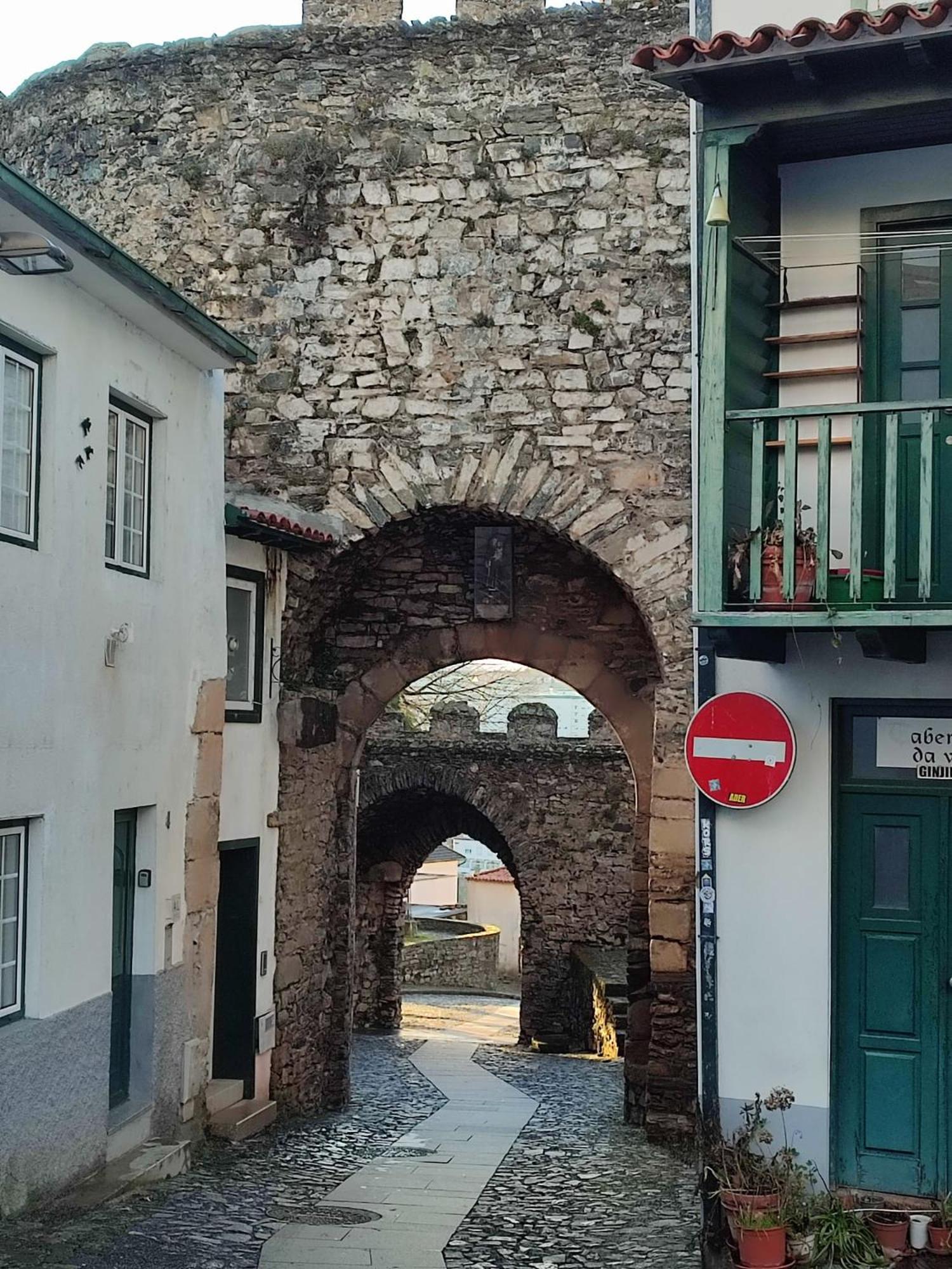 Villa Casa Da Porta De Santo Antonio Bragança Exterior foto